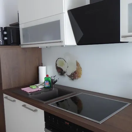 Gemuetliche 2-zimmer Fuer Geschaeftsreisende & Familien *