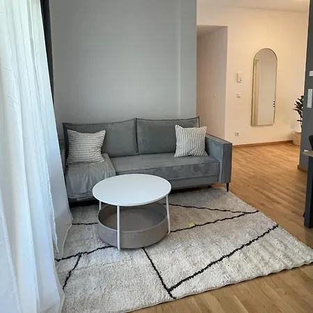 Apartment Gemuetliche 2-zimmer Fuer Geschaeftsreisende & Familien *