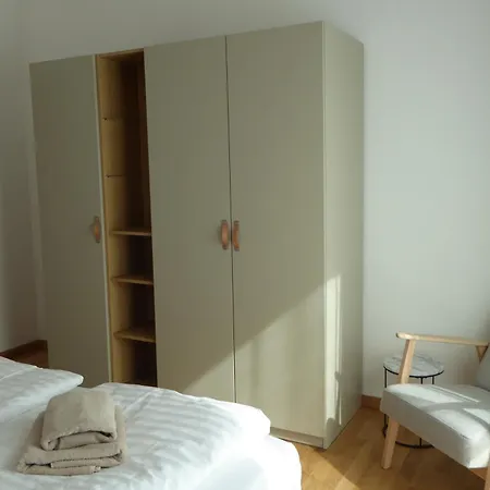 Apartment Gemuetliche 2-zimmer Fuer Geschaeftsreisende & Familien Dresden