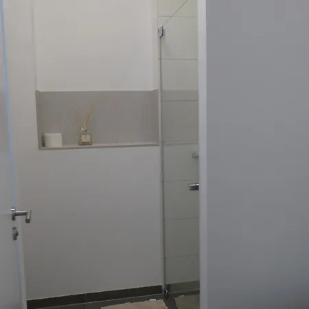 Gemuetliche 2-zimmer Fuer Geschaeftsreisende & Familien Apartment Dresden