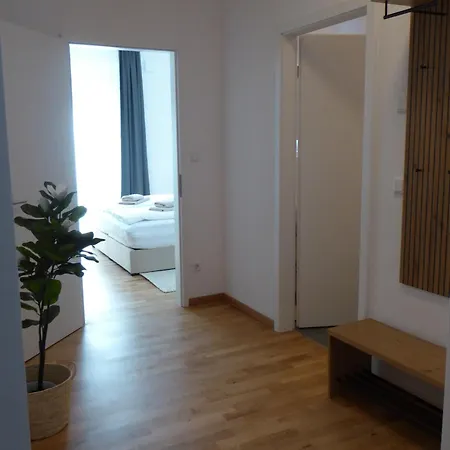 Gemuetliche 2-zimmer Fuer Geschaeftsreisende & Familien *